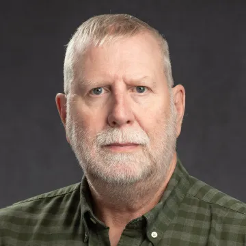 Headshot of Andrew Thostenson