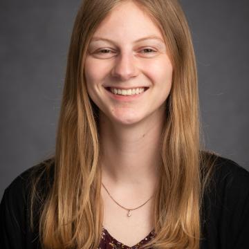 Headshot of Jessica Syring