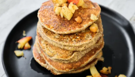 Oatmeal Pancakes with Cinnamon Apples