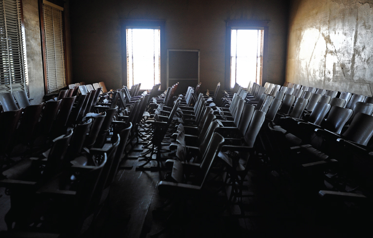 empty classroom photo