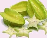 Whole star fruit and slices.