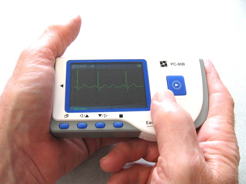 Portable Heal Force PC-80B Easy ECG EKG Heart Monitor Electrocardiogra LCD