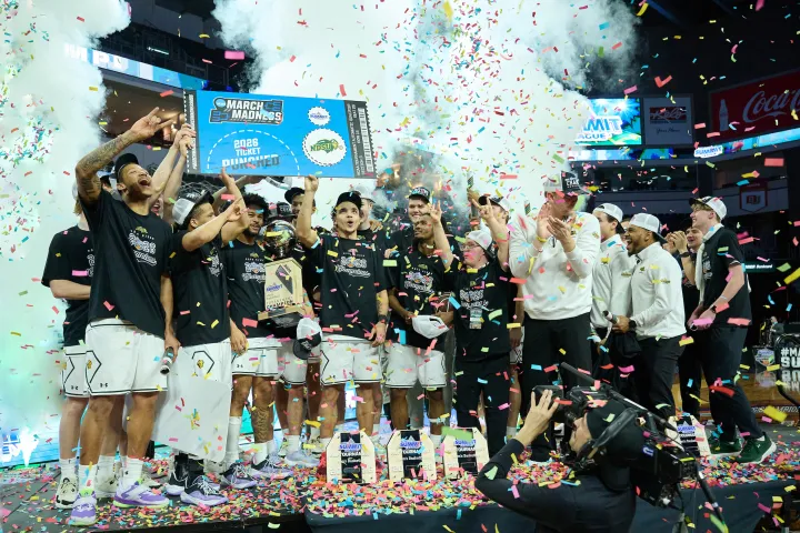 NDSU men's basketball team celebrates being named 2026 Summit League Champions